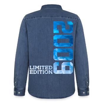 17. GEBURTSTAG LIMITED EDITION 2009 - Männer Jeanshemd Organic von Stanley/Stella - verwaschenes Mittelblau  - Hinten - AI Model Male 185 light (185cm)