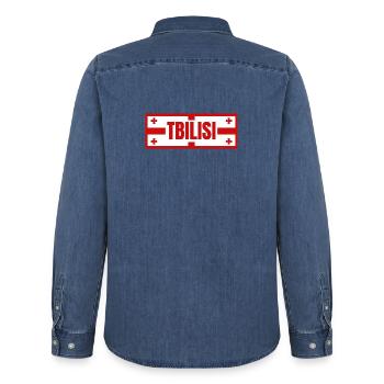 Tiflis Stadt mit georgischem Flaggendesign - Männer Jeanshemd Organic von Stanley/Stella - verwaschenes Mittelblau  - Hinten - AI Model Male 185 light (185cm)