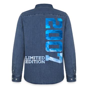 19E ANNIVERSAIRE ÉDITION LIMITÉE 2007 - Chemise en denim homme bio Stanley/Stella - bleu moyen délavé  - Dos - AI Model Male 185 light (185cm)
