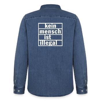 Kein Mensch Ist Illegal - Männer Jeanshemd Organic von Stanley/Stella - verwaschenes Mittelblau  - Hinten - AI Model Male 185 light (185cm)