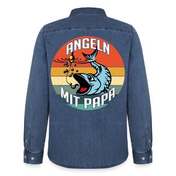 Angeln mit Papa ist am schönsten - Männer Jeanshemd Organic von Stanley/Stella - verwaschenes Mittelblau  - Hinten - AI Model Male 185 light (185cm)