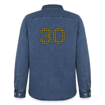 30. 30 ANS. 30e ANNIVERSAIRE. ANNIVERSAIRE 30 ANS. - Chemise en denim homme bio Stanley/Stella - bleu moyen délavé  - Dos - AI Model Male 185 light (185cm)