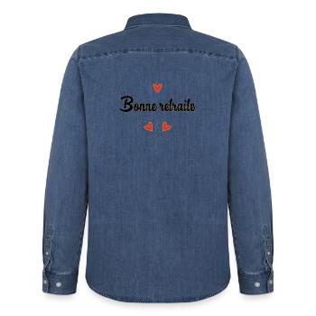 RETRAITE. RETRAITE. RETRAITEE. RETRAITE - Chemise en denim homme bio Stanley/Stella - bleu moyen délavé  - Dos - AI Model Male 185 light (185cm)
