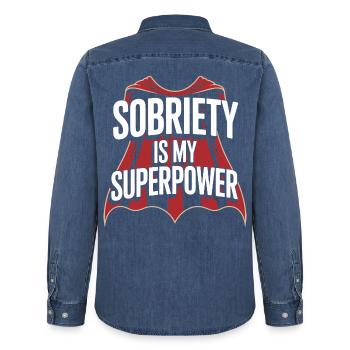 La sobriété est mon superpouvoir : la vie sobre et alcoolique - Chemise en denim homme bio Stanley/Stella - bleu moyen délavé  - Dos - AI Model Male 185 light (185cm)
