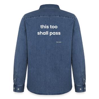 This too shall pass - Männer Jeanshemd Organic von Stanley/Stella - verwaschenes Mittelblau  - Hinten - AI Model Male 185 light (185cm)