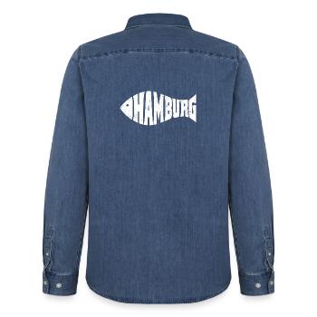 Hamburg Stadt Norddeutsch Schriftzug Fischform - Männer Jeanshemd Organic von Stanley/Stella - verwaschenes Mittelblau  - Hinten - AI Model Male 185 light (185cm)