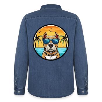 American Pitbull Terrier Hunderasse Cartoon Beach - Männer Jeanshemd Organic von Stanley/Stella - verwaschenes Mittelblau  - Hinten - AI Model Male 185 light (185cm)