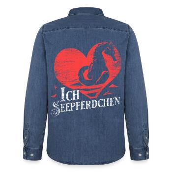 Neugieriges Seepferdchen Meeresbiologie - Männer Jeanshemd Organic von Stanley/Stella - verwaschenes Mittelblau  - Hinten - AI Model Male 185 light (185cm)