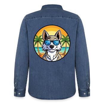 Tamaskan Hunderasse Cartoon Sonnenbrille Strand - Männer Jeanshemd Organic von Stanley/Stella - verwaschenes Mittelblau  - Hinten - AI Model Male 185 light (185cm)