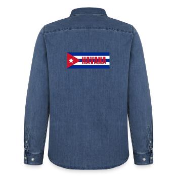 Havanna-Stadt unter kubanischer Flagge - Männer Jeanshemd Organic von Stanley/Stella - verwaschenes Mittelblau  - Hinten - AI Model Male 185 light (185cm)