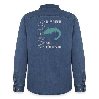 Wels angeln Waller fischen Sportfischen auf Wels - Männer Jeanshemd Organic von Stanley/Stella - verwaschenes Mittelblau  - Hinten - AI Model Male 185 light (185cm)