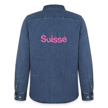 SUISSE. PAYS. GENEVE. SUISSE. HUMOUR - Chemise en denim homme bio Stanley/Stella - bleu moyen délavé  - Dos - AI Model Male 185 light (185cm)