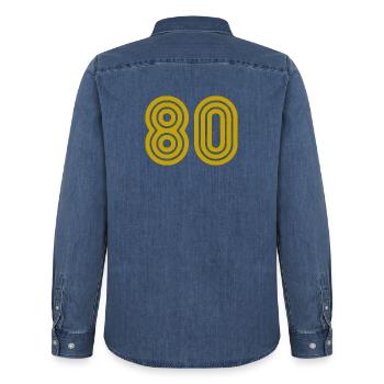 ANNIVERSAIRE. HAPPY BIRTHDAY. JOYEUX ANNIVERSAIRE. - Chemise en denim homme bio Stanley/Stella - bleu moyen délavé  - Dos - AI Model Male 185 light (185cm)