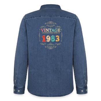 Jahrgang 1983 Vintage Retro Jubiläum - Männer Jeanshemd Organic von Stanley/Stella - verwaschenes Mittelblau  - Hinten - AI Model Male 185 light (185cm)
