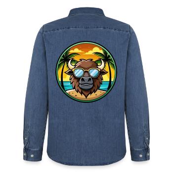 Büffel Lustige Cartoon Sommer Strand Sonnenbrille Cool - Männer Jeanshemd Organic von Stanley/Stella - verwaschenes Mittelblau  - Hinten - AI Model Male 185 light (185cm)