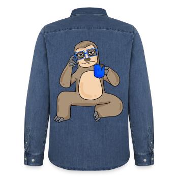 Paresseux avec verres et café - Chemise en denim homme bio Stanley/Stella - bleu moyen délavé  - Dos - AI Model Male 185 light (185cm)