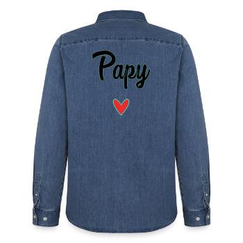 PAPY. PAPA. FÊTE DES PÈRES. BONNE FÊTE PAPA. BONNE - Chemise en denim homme bio Stanley/Stella - bleu moyen délavé  - Dos - AI Model Male 185 light (185cm)