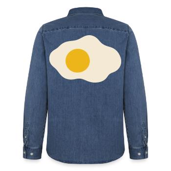 Spiegelei Lebensmittel Design Geschenkidee - Männer Jeanshemd Organic von Stanley/Stella - verwaschenes Mittelblau  - Hinten - AI Model Male 185 light (185cm)