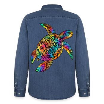 Schildkröte Vintage Hawaiian Meeresschildkröte - Männer Jeanshemd Organic von Stanley/Stella - verwaschenes Mittelblau  - Hinten - AI Model Male 185 light (185cm)