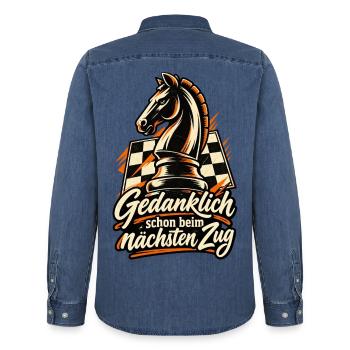 Schach Shirt mit Springer Gedanklich schon beim .. - Männer Jeanshemd Organic von Stanley/Stella - verwaschenes Mittelblau  - Hinten - AI Model Male 185 light (185cm)
