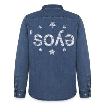 mallorca sóller Spanien vintage text - Männer Jeanshemd Organic von Stanley/Stella - verwaschenes Mittelblau  - Hinten - AI Model Male 185 light (185cm)