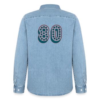 80. 80 JAHRE. 80-JÄHRIGES JUBILÄUM. 80. GEBURTSTAG. - Männer Jeanshemd Organic von Stanley/Stella - verwaschenes Hellblau - Hinten - AI Model Male 185 light (185cm)