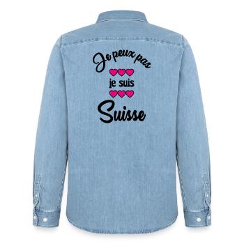 SUISSE. HUMOUR. PAYS. DRAPEAU. GENEVE. LAUSANNE - Chemise en denim homme bio Stanley/Stella - bleu clair délavé - Dos - AI Model Male 185 light (185cm)