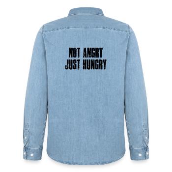 Pas en colère, juste faim - je ne suis pas contrarié, juste - Chemise en denim homme bio Stanley/Stella - bleu clair délavé - Dos - AI Model Male 185 light (185cm)
