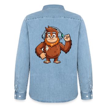 Big Foot Lustige Zeichentrickfigur Kopfhörer Musik - Männer Jeanshemd Organic von Stanley/Stella - verwaschenes Hellblau - Hinten - AI Model Male 185 light (185cm)