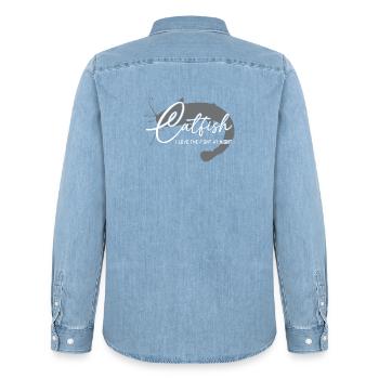 Wels Waller angeln Sportfischen Flussmonster - Männer Jeanshemd Organic von Stanley/Stella - verwaschenes Hellblau - Hinten - AI Model Male 185 light (185cm)