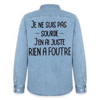 je ne suis pas sourde, j'en ai juste rien a foutre - Chemise en denim homme bio Stanley/Stella - bleu clair délavé - Dos - AI Model Male 185 light (185cm)