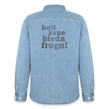 heit kane bledn frogn - heute keine blöden Fragen! - Männer Jeanshemd Organic von Stanley/Stella - verwaschenes Hellblau - Hinten - AI Model Male 185 light (185cm)