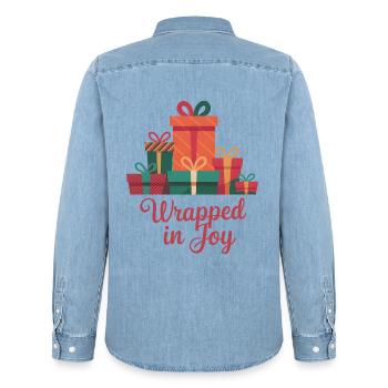 Eingehüllt in Freude - Männer Jeanshemd Organic von Stanley/Stella - verwaschenes Hellblau - Hinten - AI Model Male 185 light (185cm)
