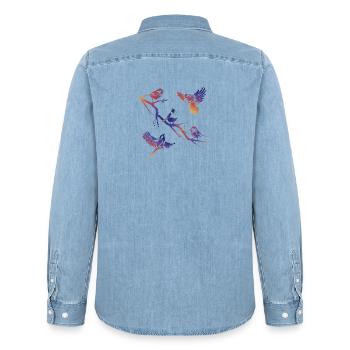 Vögel auf einem Zweig - Männer Jeanshemd Organic von Stanley/Stella - verwaschenes Hellblau - Hinten - AI Model Male 185 light (185cm)