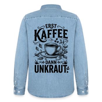 ​Garten Kaffee T-Shirt Erst Kaffee Dann Unkraut - Männer Jeanshemd Organic von Stanley/Stella - verwaschenes Hellblau - Hinten - AI Model Male 185 light (185cm)