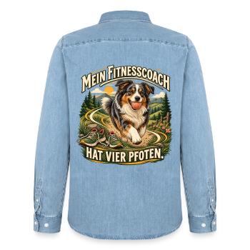 Mein Fitnesscoach hat vier Pfoten - Männer Jeanshemd Organic von Stanley/Stella - verwaschenes Hellblau - Hinten - AI Model Male 185 light (185cm)