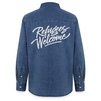 Refugees Welcome - Frauen Jeanshemd Organic von Stanley/Stella - verwaschenes Mittelblau  - Hinten - AI Model Female 172 light (172cm)