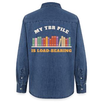 Mein TBR-Stapel ist Load Bearing Funny Book Lover - Frauen Jeanshemd Organic von Stanley/Stella - verwaschenes Mittelblau  - Hinten - AI Model Female 172 light (172cm)