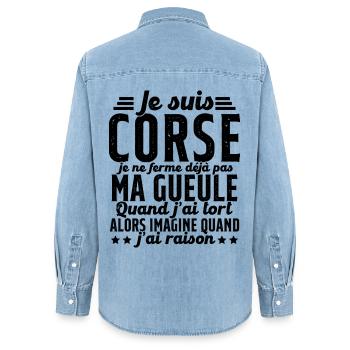 Corse je ne ferme pas ma gueule cadeau humour - Chemise en denim femme bio Stanley/Stella - bleu clair délavé - Dos - AI Model Female 172 light (172cm)