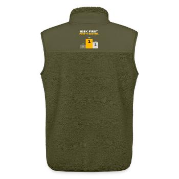 Risk first, Profit second – Trading Motivation - Unisex Sherpaweste von Stanley/Stella - Khaki - Hinten - AI Model Male 178 light (178cm)