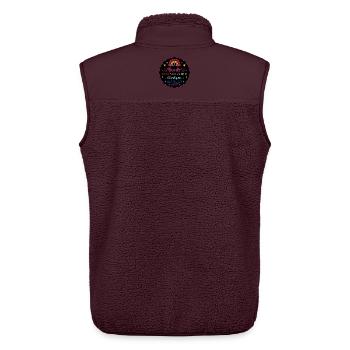 Danke dass Du uns beim Wachsen geholfen hast - Unisex Sherpaweste von Stanley/Stella - Maroon - Hinten - AI Model Male 178 light (178cm)