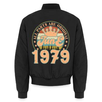 Juni 1979. Juni 1979 Geburtstagsgeschenk. Juni - Unisex Bomberjacke - Schwarz - Hinten - AI Model Male 185 light (185cm)