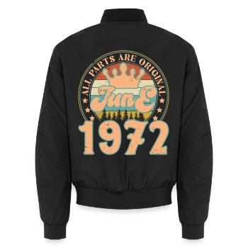 Juni 1972. Juni 1972 Geburtstagsgeschenk. Juni - Unisex Bomberjacke - Schwarz - Hinten - AI Model Male 185 light (185cm)