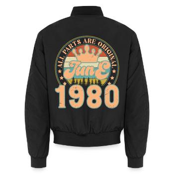 Juni 1980. Juni 1980 Geburtstagsgeschenk. Juni - Unisex Bomberjacke - Schwarz - Hinten - AI Model Male 185 light (185cm)