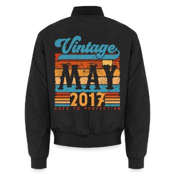 Mai 2017, Vintage-Geburtstagsgeschenk Mai 2017. - Unisex Bomberjacke - Schwarz - Hinten - AI Model Male 185 light (185cm)