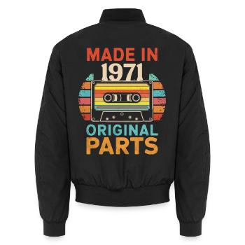 1971 Geburtstag Original 70er 80er Retro-Kassette - Unisex Bomberjacke - Schwarz - Hinten - AI Model Male 185 light (185cm)