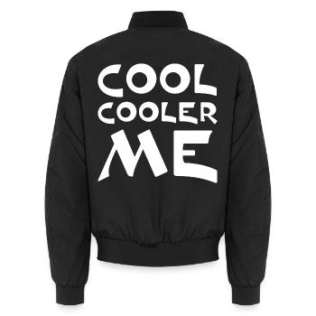 Cool Cooler Me - Unisex Bomberjacke - Schwarz - Hinten - AI Model Male 185 light (185cm)
