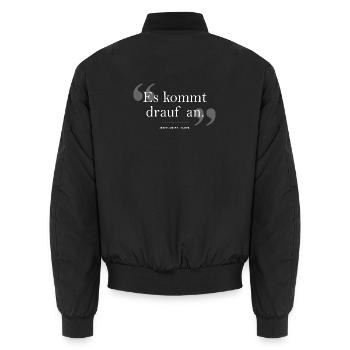 Es kommt drauf an. Jeder Jurist. Immer. - Unisex Bomberjacke - Schwarz - Hinten - AI Model Male 185 light (185cm)