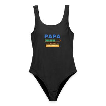 Papa Loading – Baby kommt 2027 - Frauen Badeanzug - Schwarz - Vorne - AI Model Female 172 light (172cm)