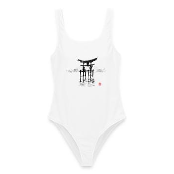 Die Torii des Itsukushima-Schreins im Nebel - Frauen Badeanzug - Weiß - Vorne - AI Model Female 172 dark (172cm)